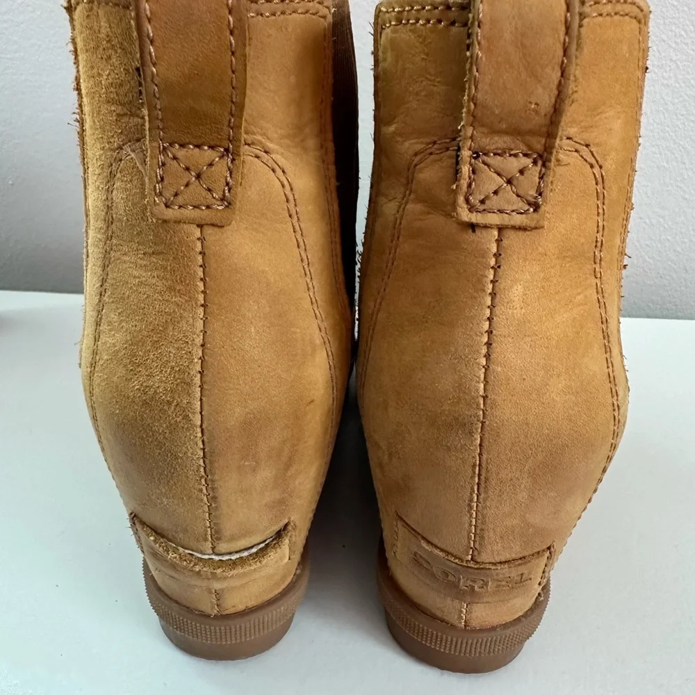 Sorel Boots - Picture 3 of 6